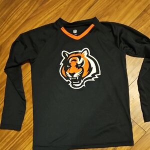 NFL Cincinnati Bengals Black and Orange V-Neck Shirt